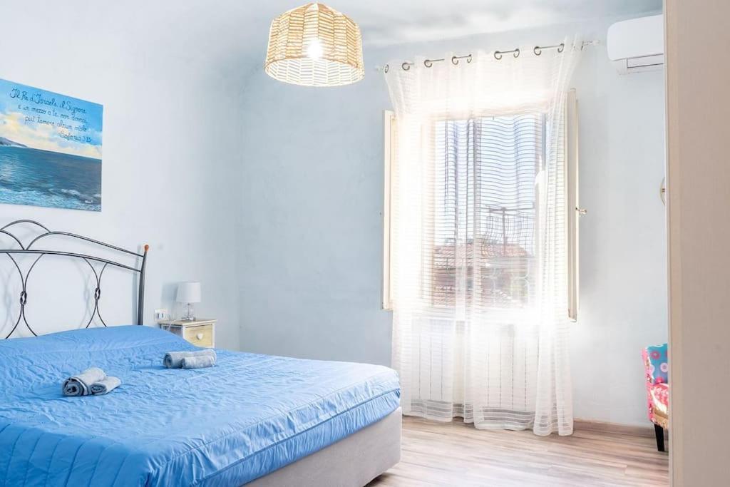 Casa Vacanze L'Angolo Fiorito Bettolle Exterior foto